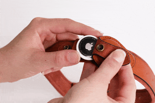 Durable Leather Airtag Dog Collar™ "AIR TAG INCLUDED"